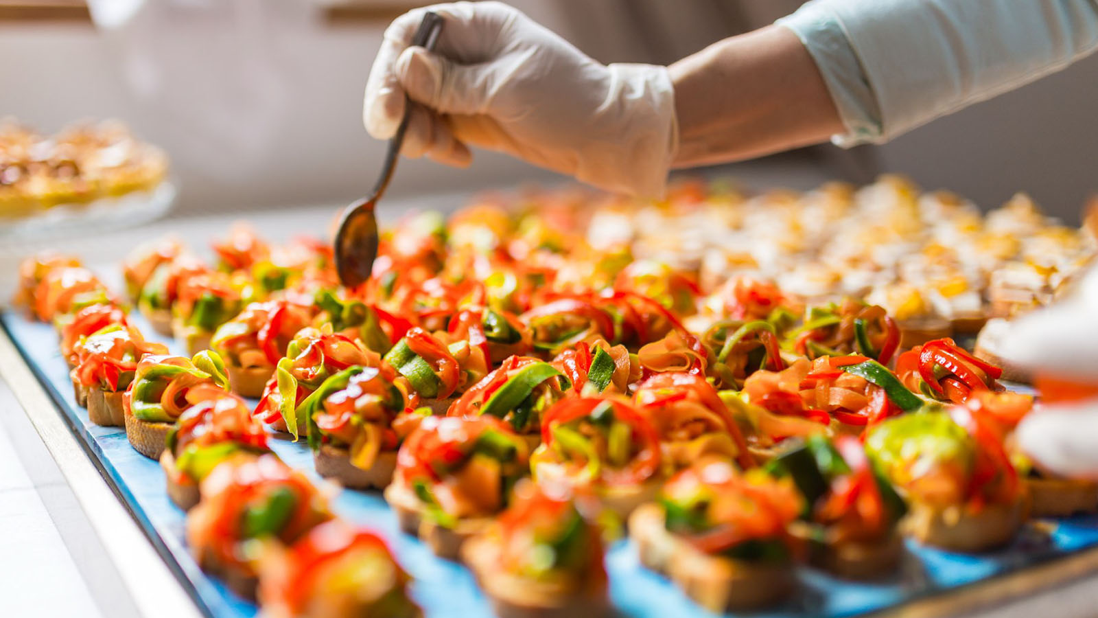 Rose-shaped appetizers