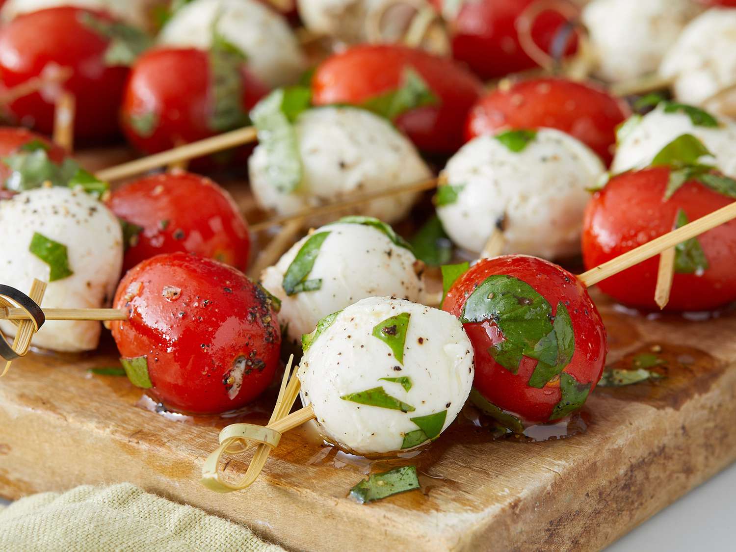 Cherry tomatoes with basil